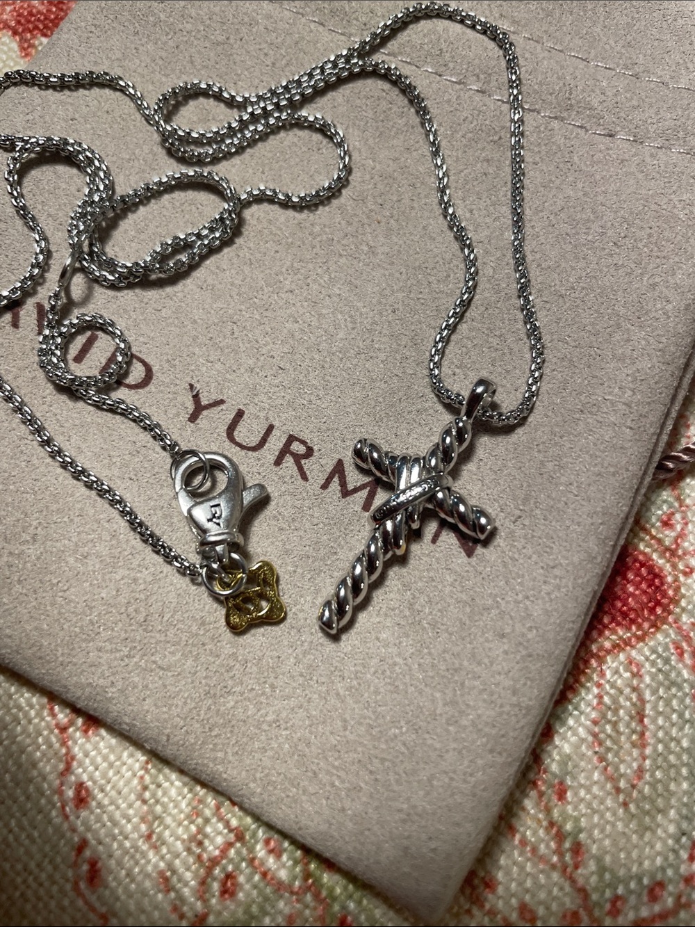 David Yurman Silver Gold Cable Cross Pendant Adjustable Necklace - Picture 2 of 8